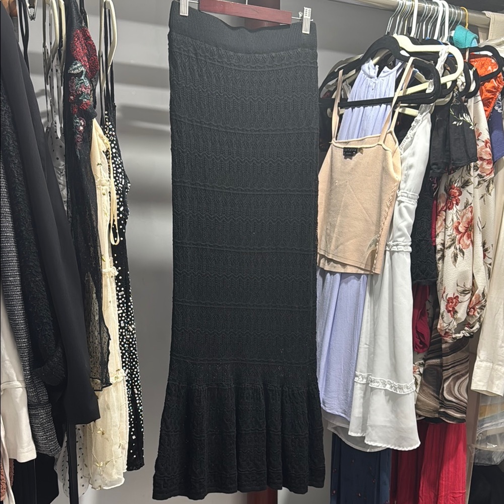 House of Harlow 1960 Black Maxi Trumpet Skirt
